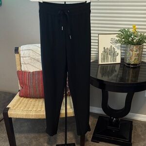 Joie Black Women's size medium Pants tie waist ankle